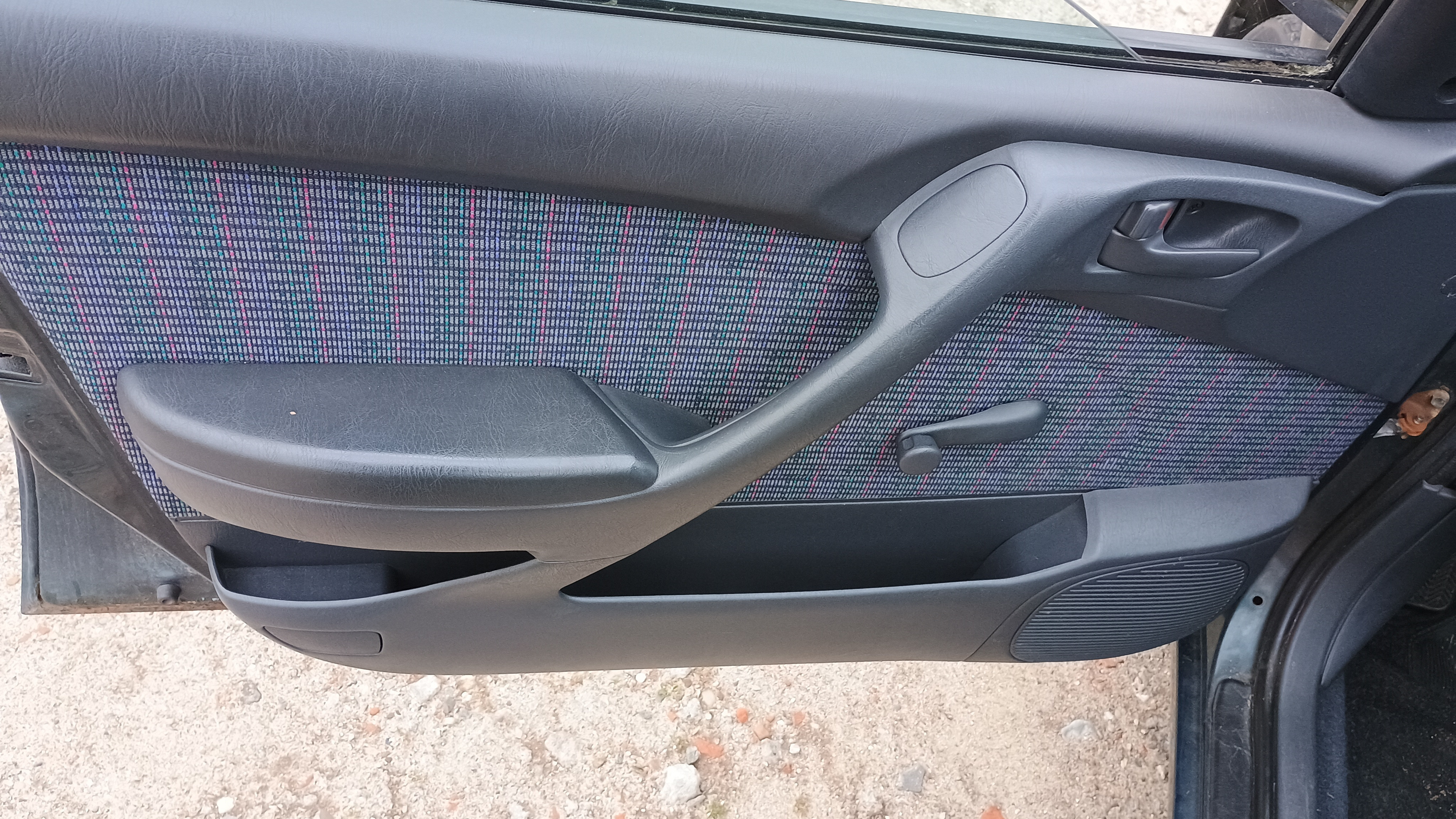 undefined Toyota Carina fra 1995