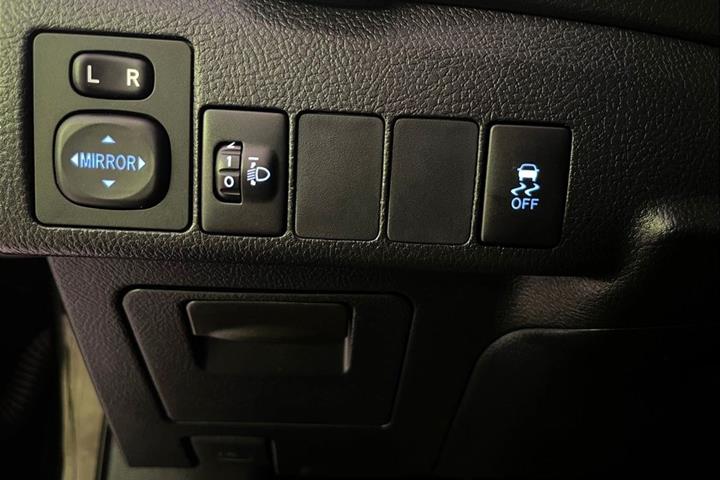Sort Toyota Auris fra 2014