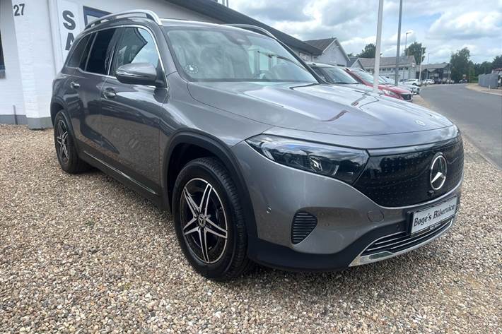 Grå Mercedes EQB 250+ fra 2025
