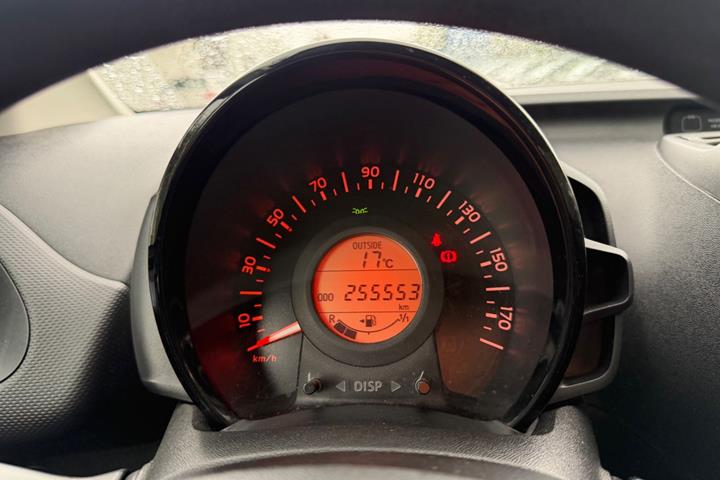 Grøn Citroën C1 fra 2018