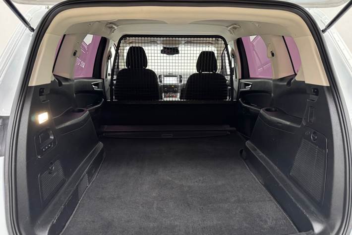 Hvid Ford S-MAX fra 2021