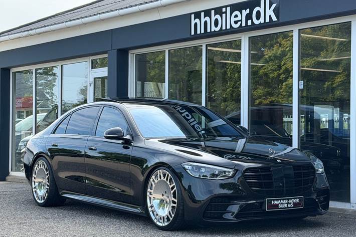Sort Mercedes S580 e fra 2022