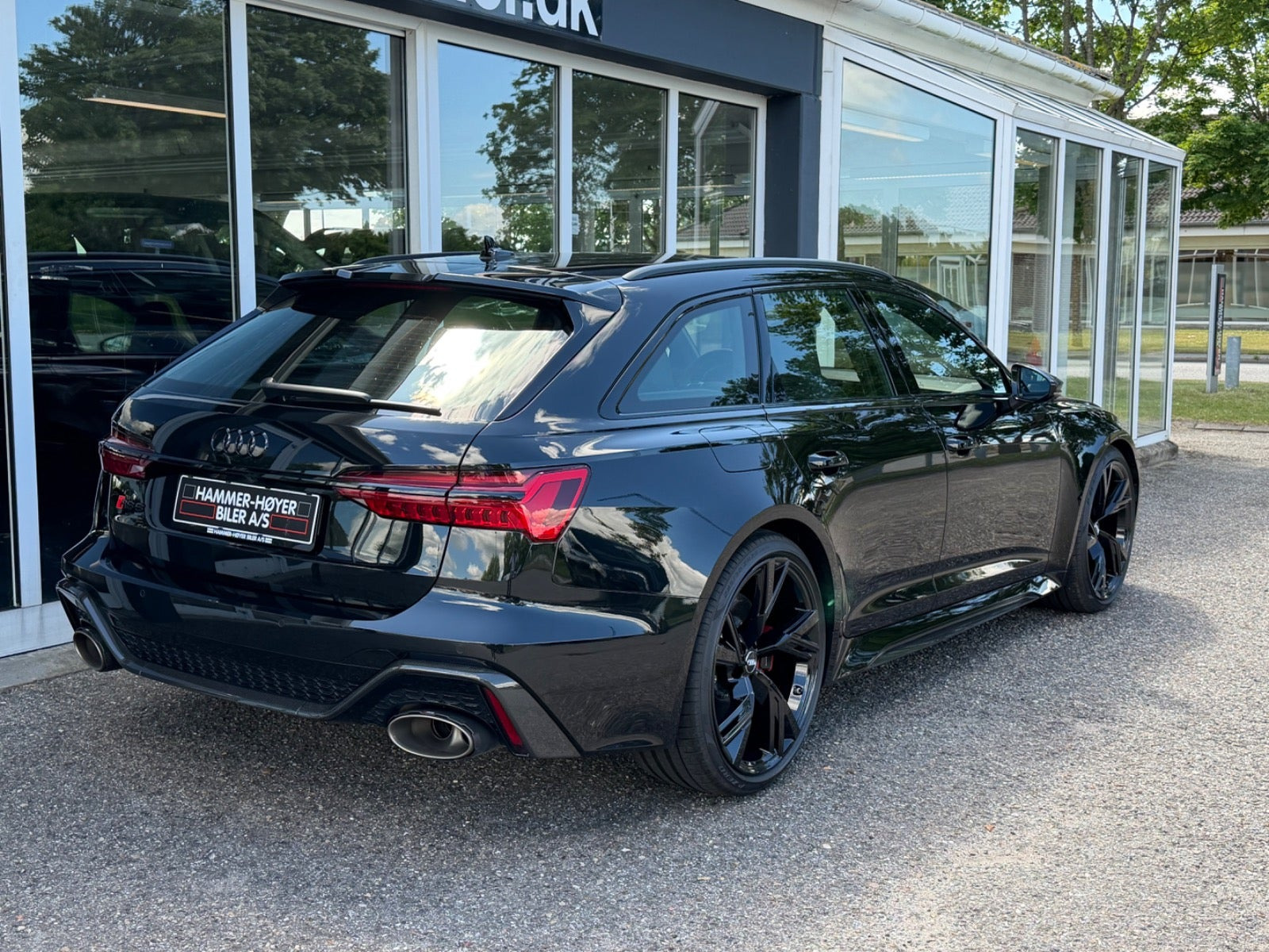 Sort Audi RS6 fra 2021
