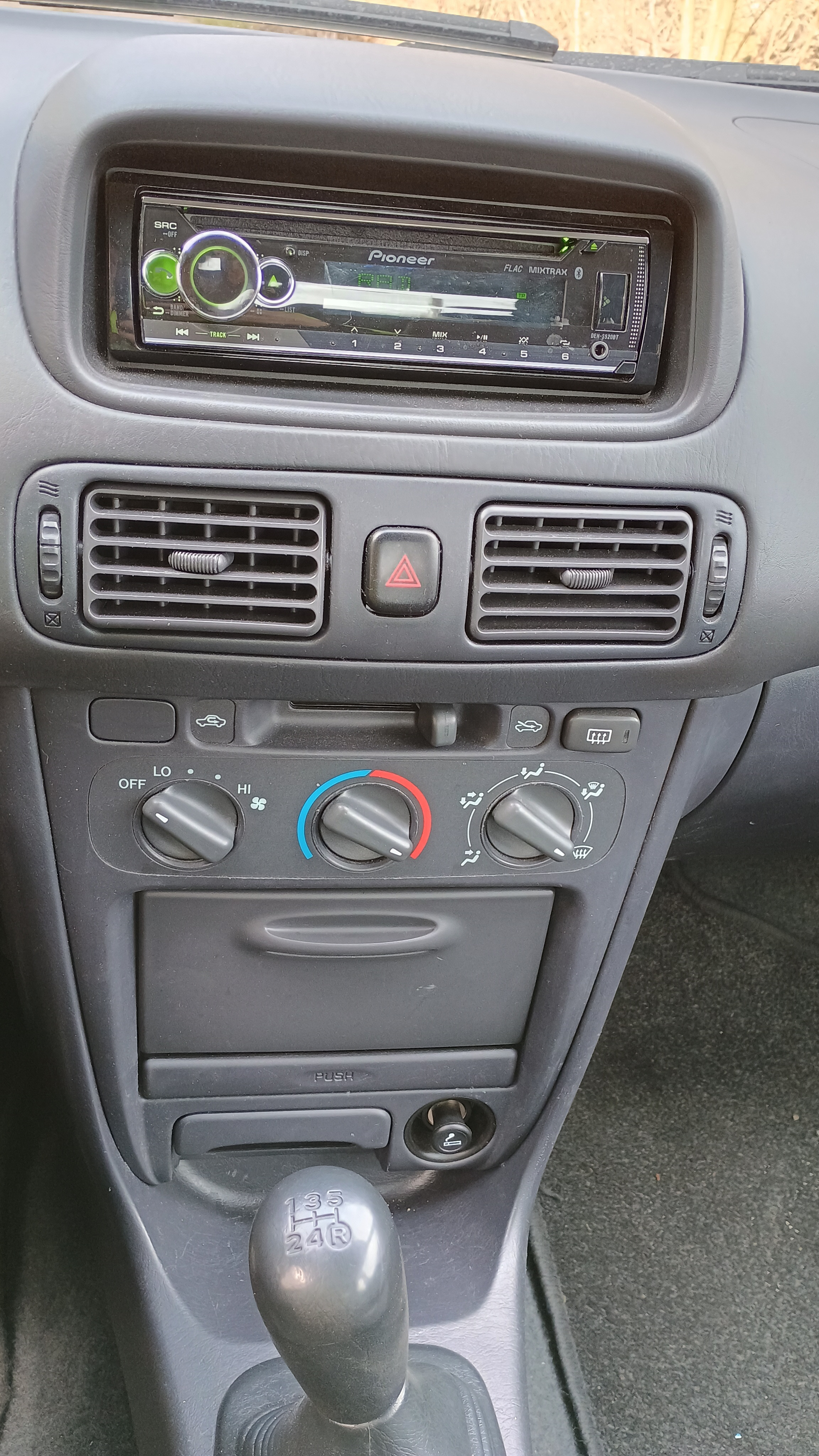 undefined Toyota Corolla fra 1999