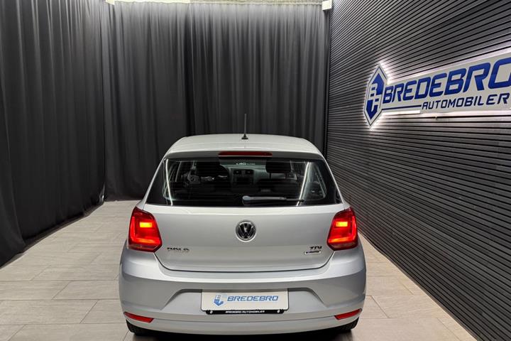 Sølv VW Polo fra 2016