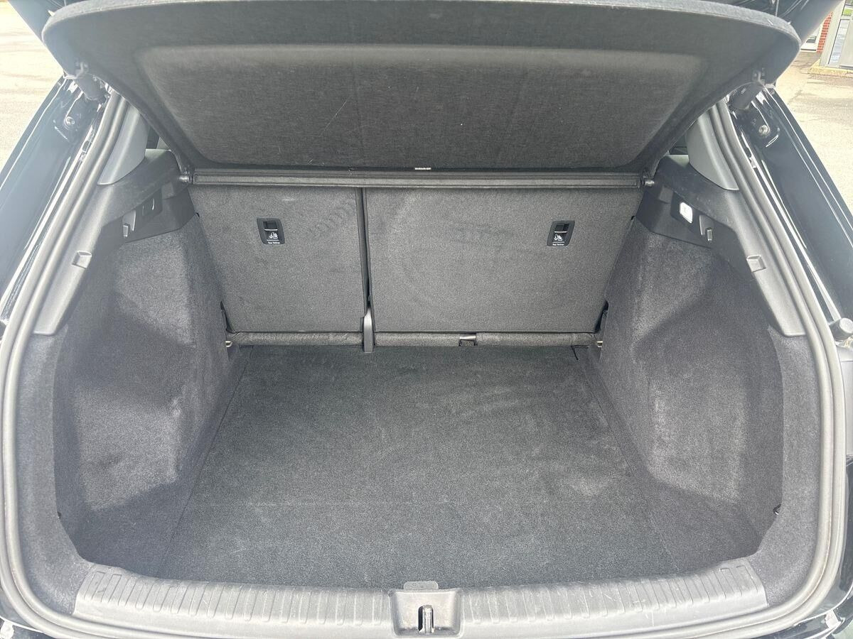 Sort Audi Q4 fra 2022