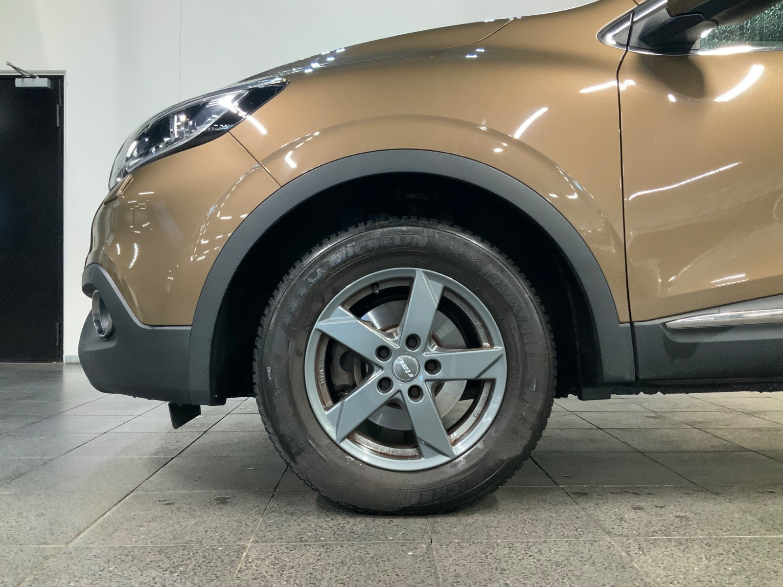 Brun Renault Kadjar fra 2018