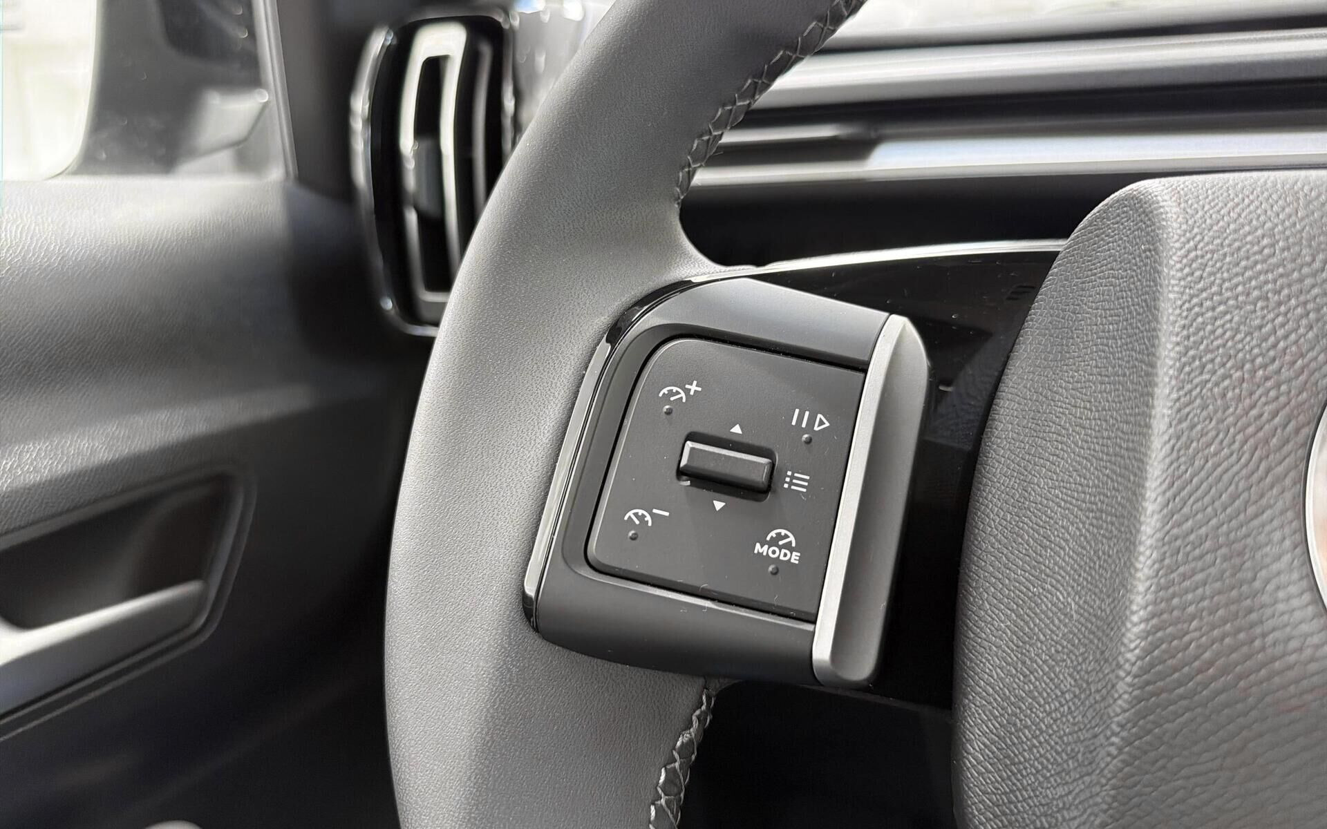 Grå Citroën e-C3 Aircross fra 2025