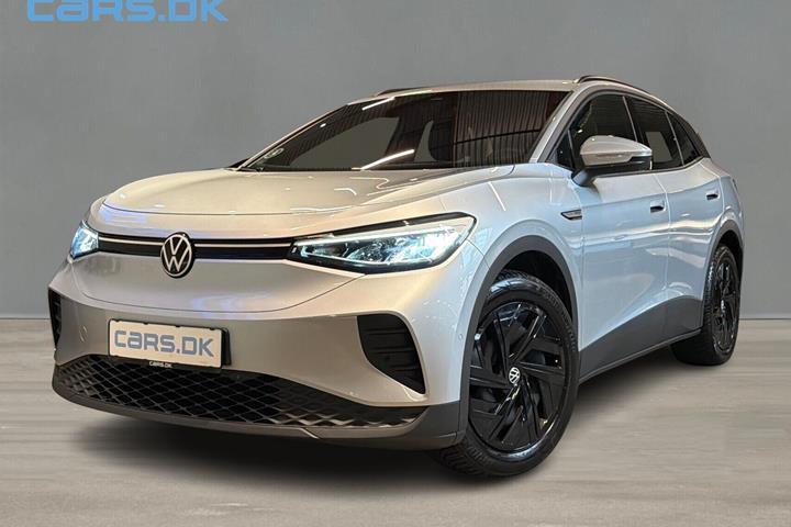 Sølv VW ID.4 fra 2023 set udefra