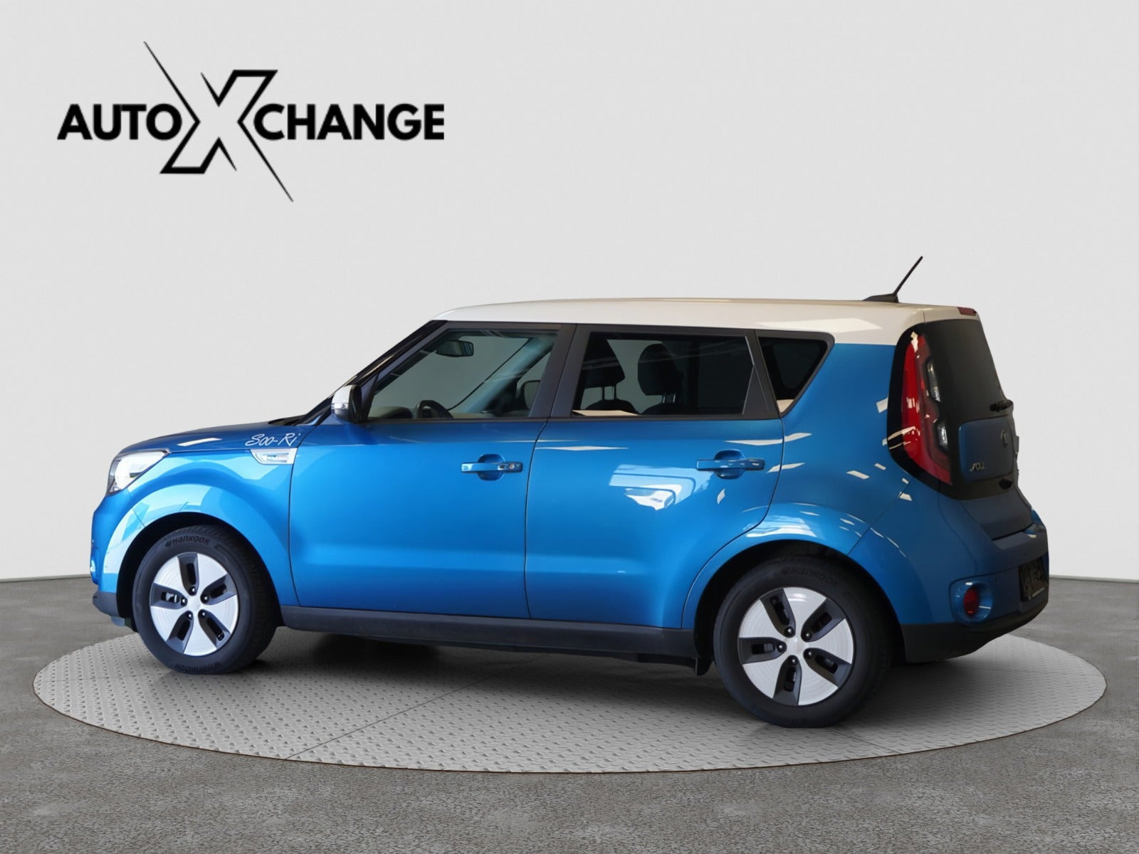 Blå Kia Soul fra 2018 set udefra