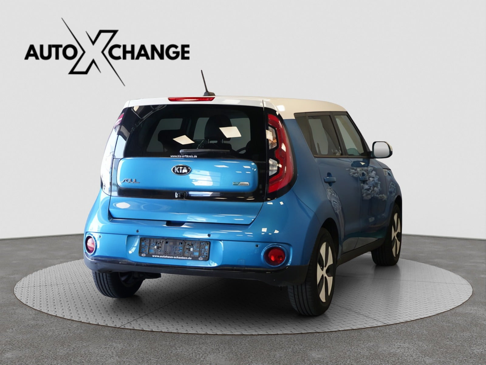 Blå Kia Soul fra 2018 set udefra