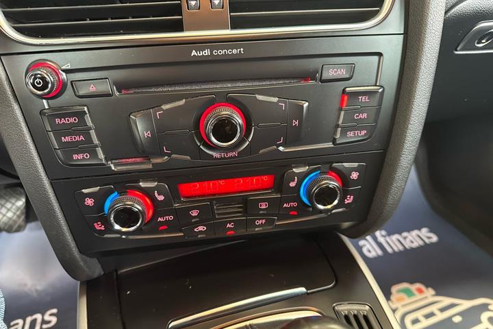 Grå Audi A4 fra 2009