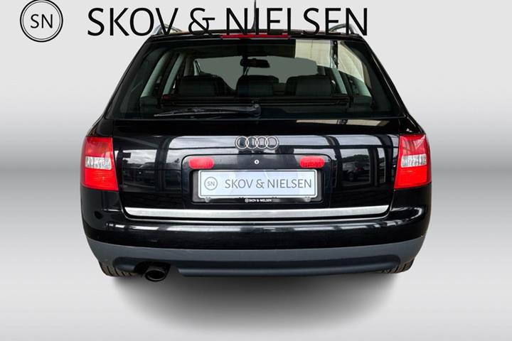 Sort Audi A6 fra 2004