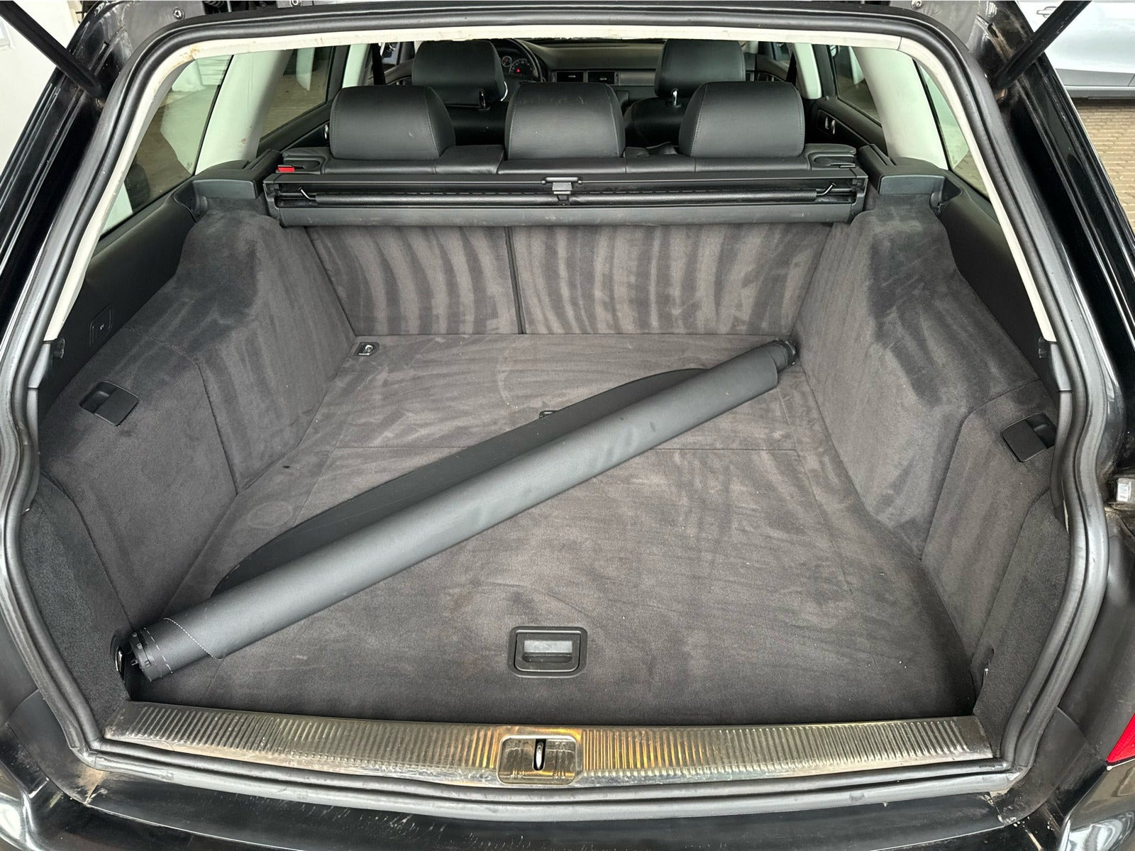 Sort Audi A6 fra 2004