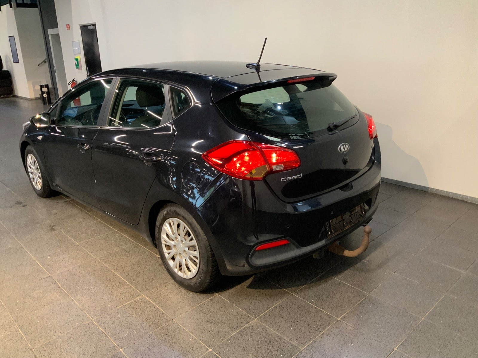 Sort Kia Ceed fra 2014
