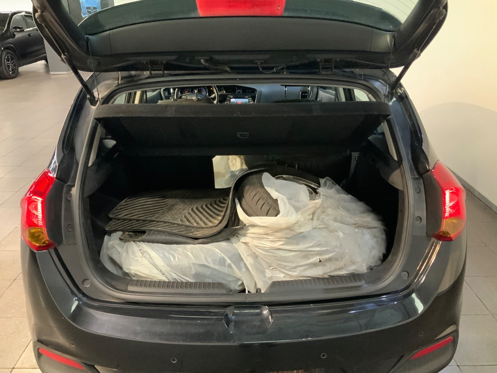 Sort Kia Ceed fra 2014