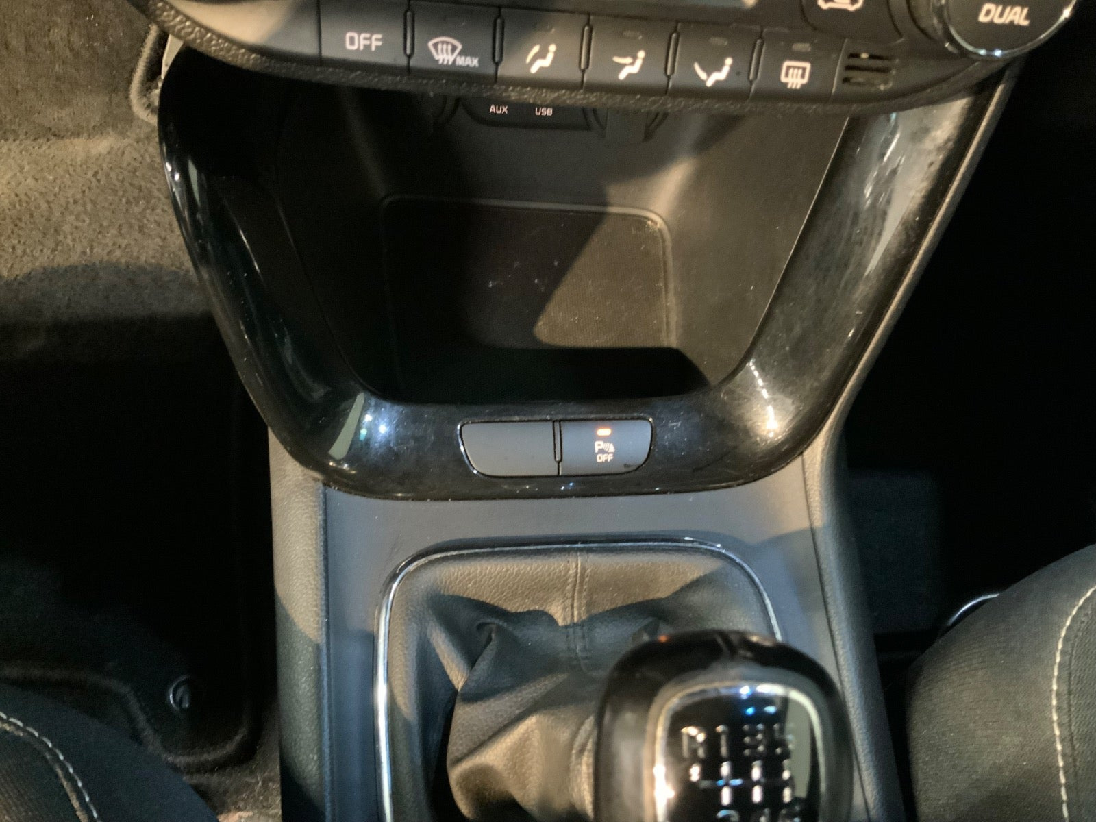 Sort Kia Ceed fra 2014
