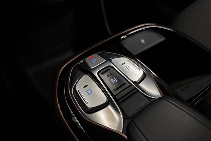 Hvid Hyundai Ioniq fra 2019