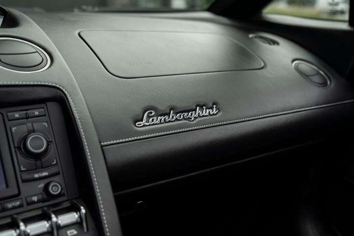 Blå Lamborghini Gallardo fra 2012
