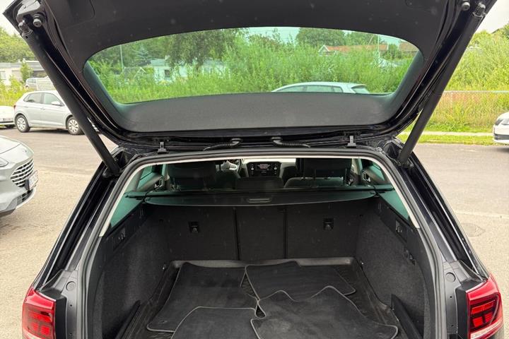 undefined VW Passat fra 2020