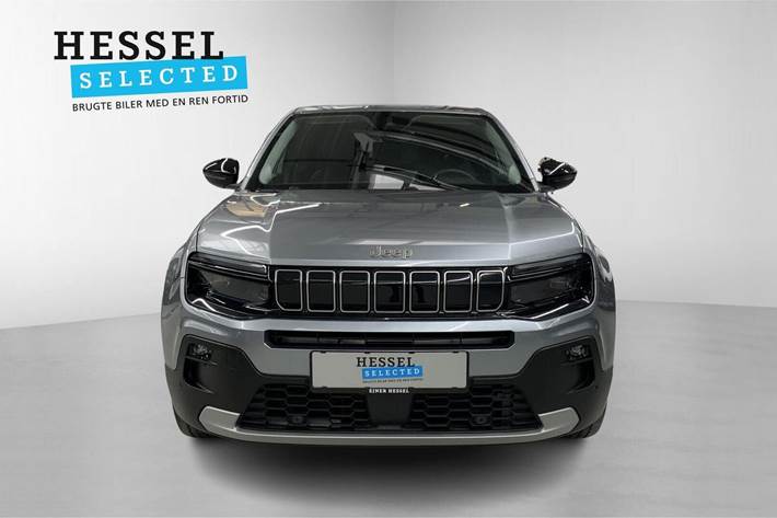 Grå Jeep Avenger fra 2025