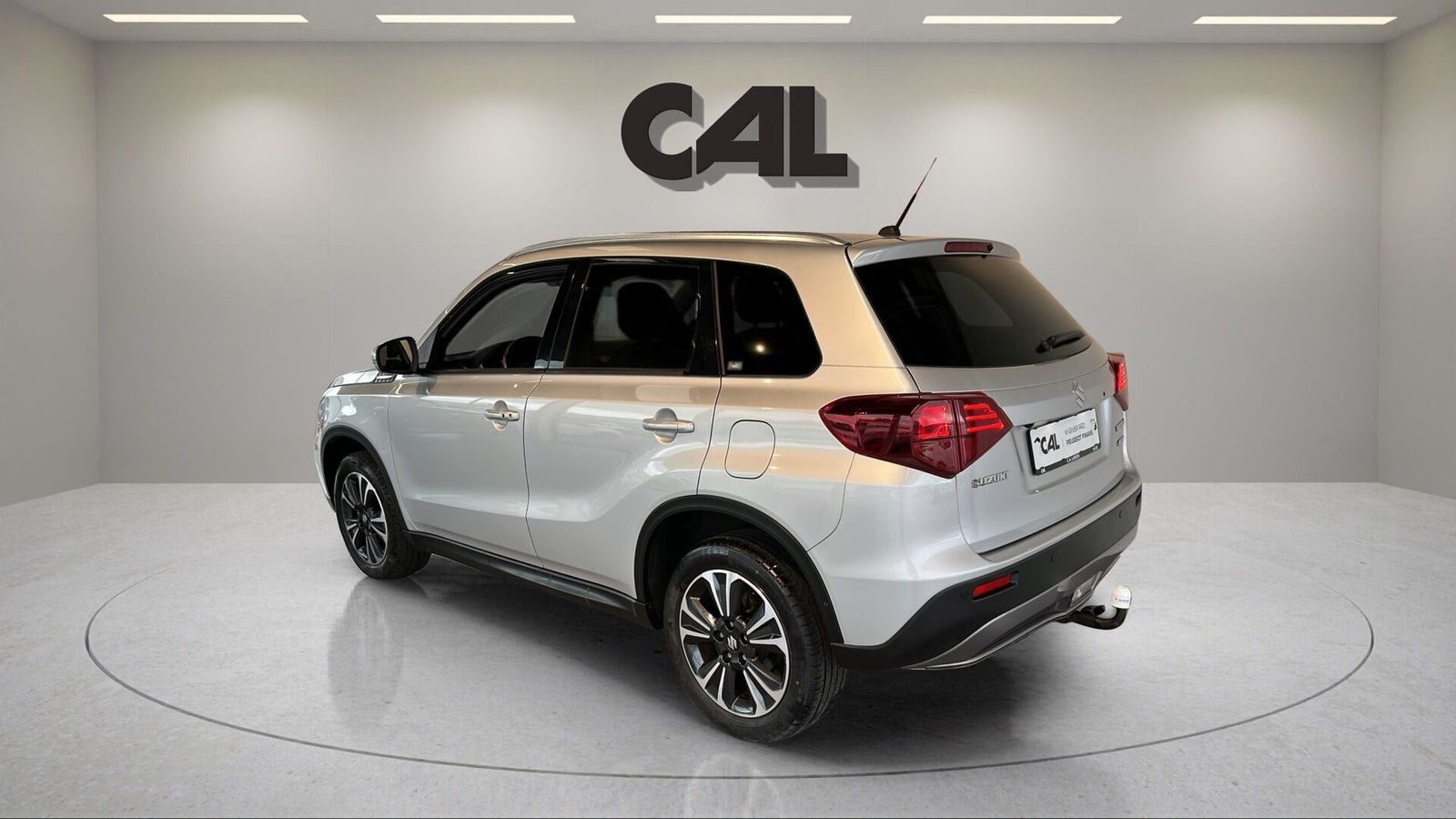 Sølv Suzuki Vitara fra 2021