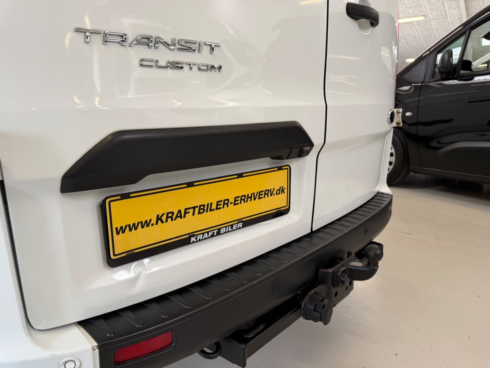 Hvid Ford Transit Custom 300 L2 fra 2022