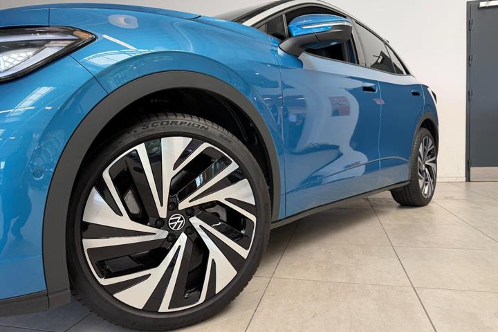Blå VW ID.5 fra 2025