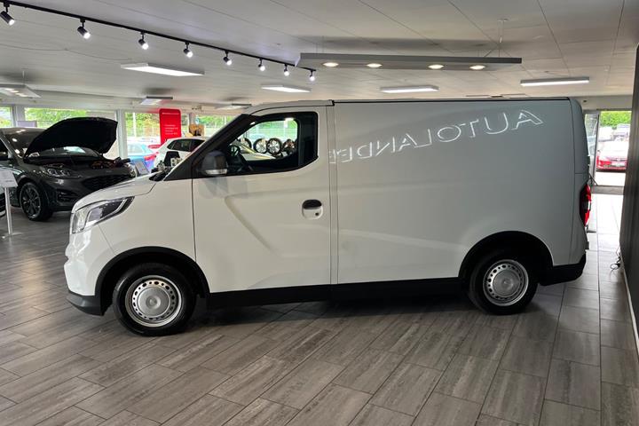 Hvid Maxus e-Deliver 3 fra 2025 set udefra