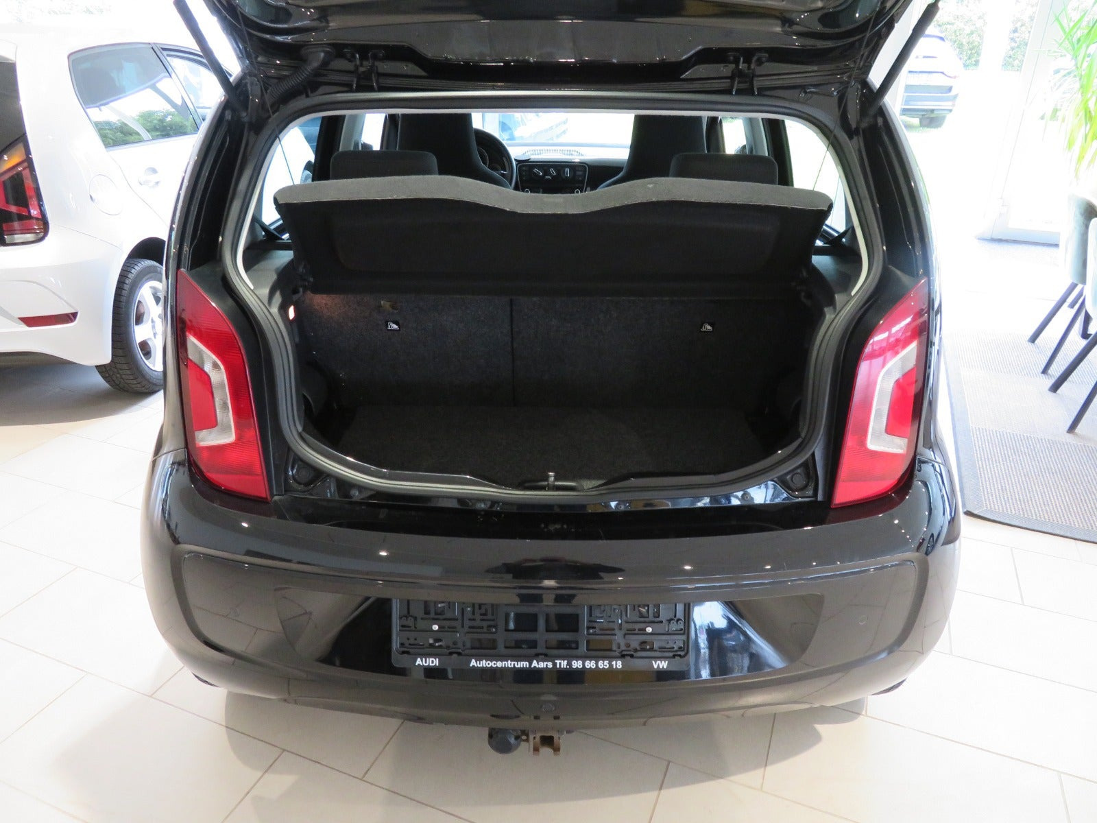 Sort VW UP! fra 2016