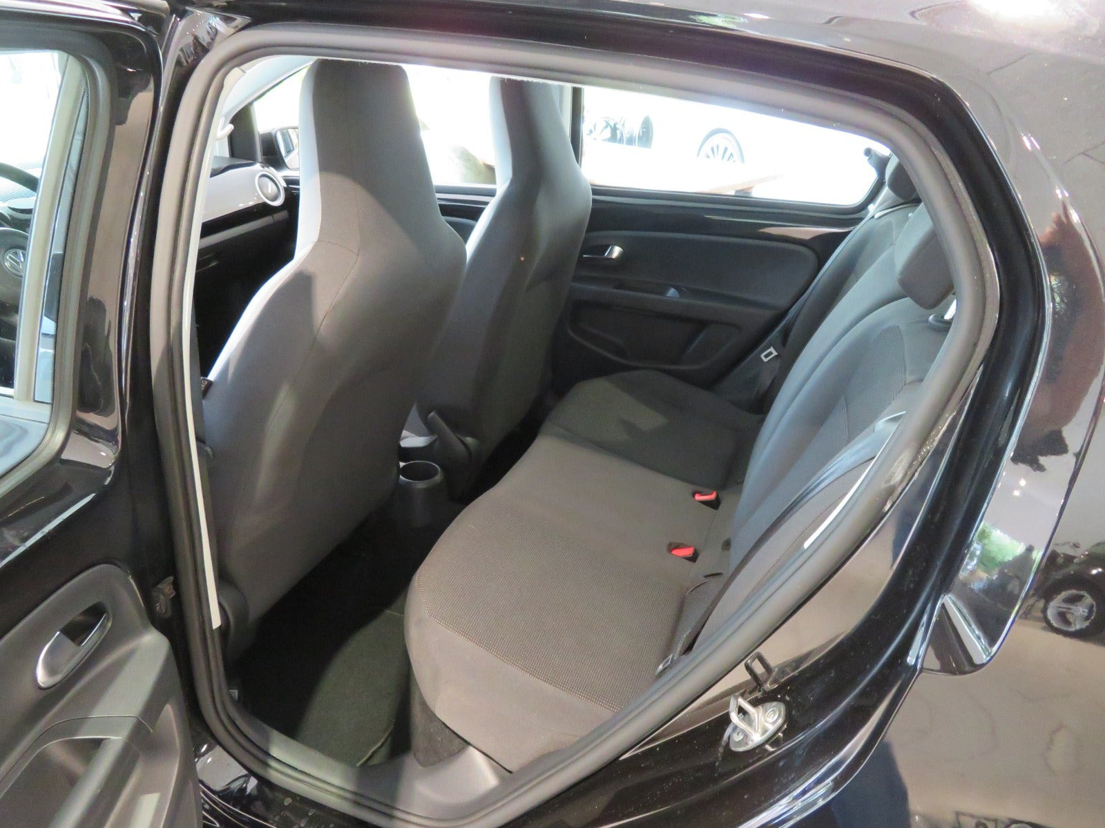 Sort VW UP! fra 2016