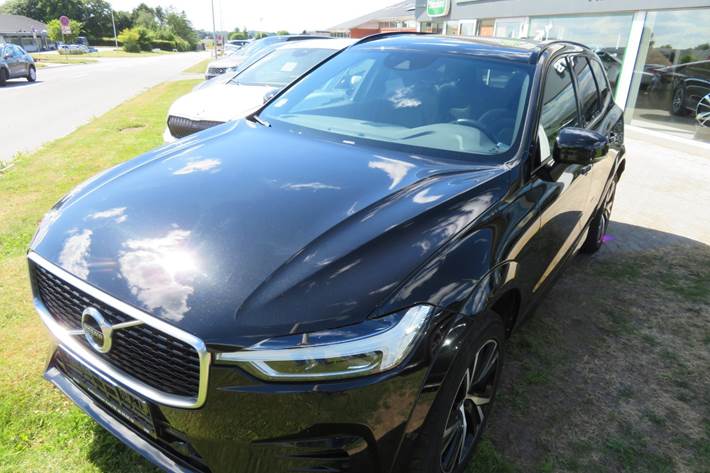 Sort Volvo XC60 fra 2019