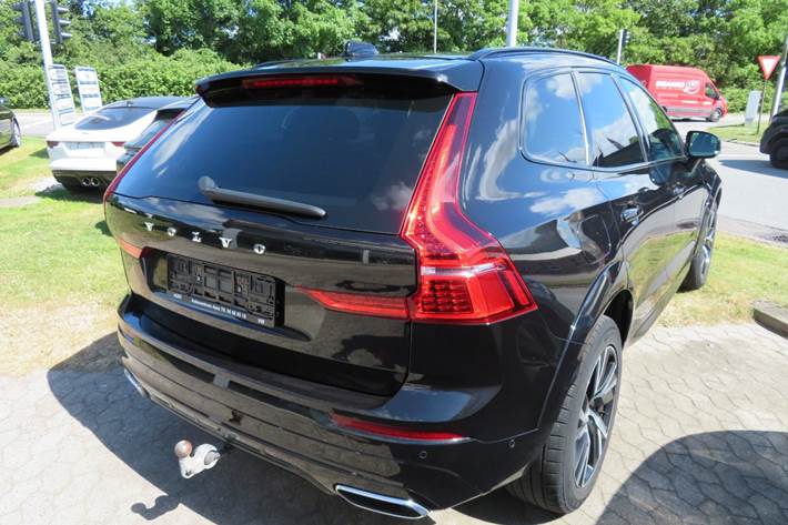 Sort Volvo XC60 fra 2019