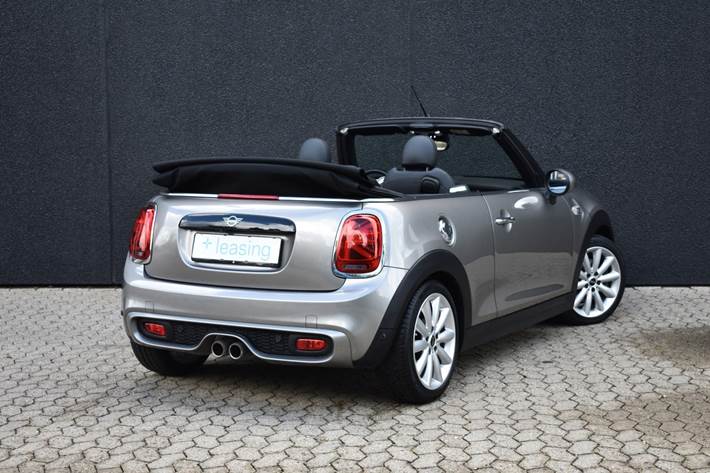 Grå Mini Cooper S fra 2018