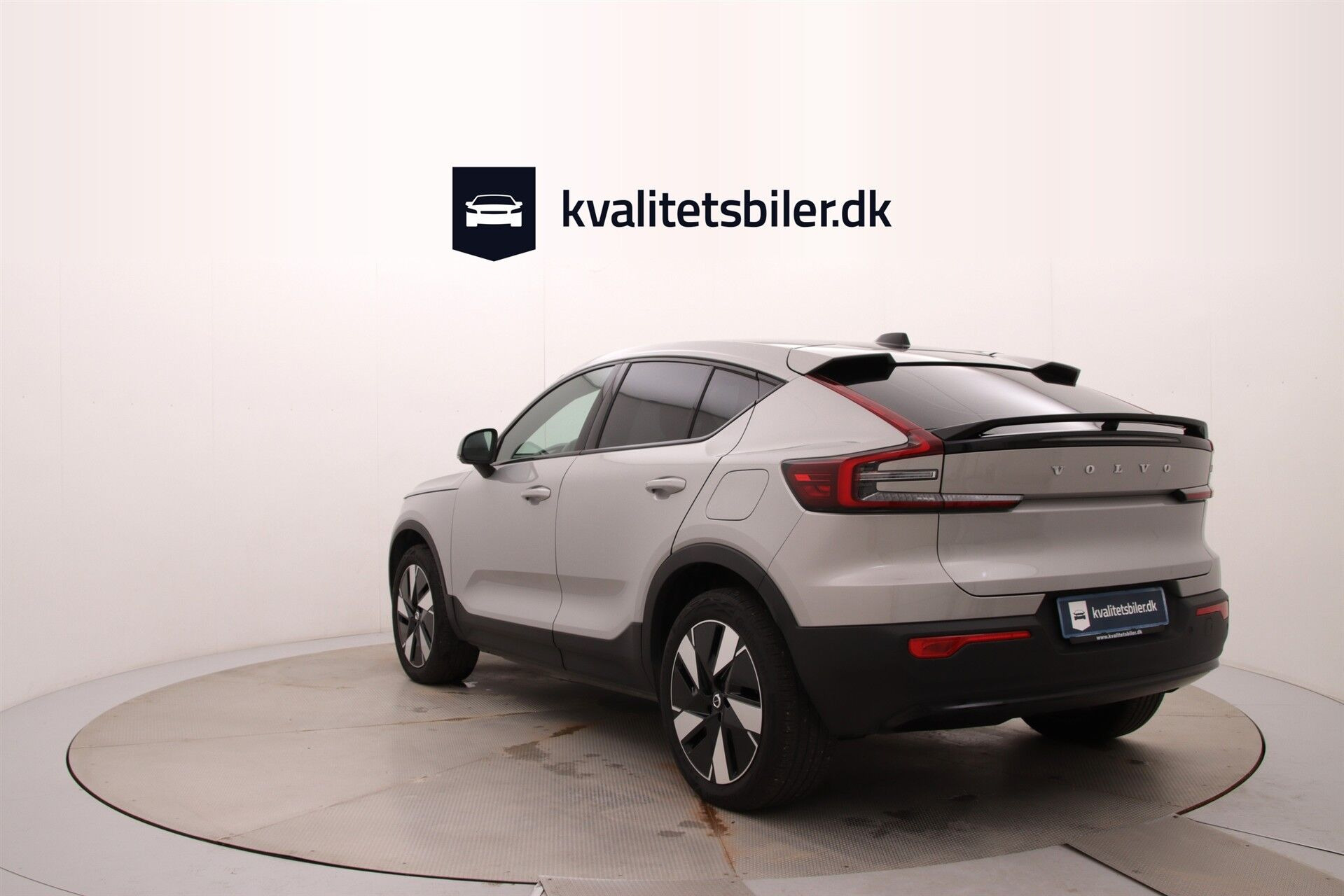 Sølv Volvo C40 fra 2023