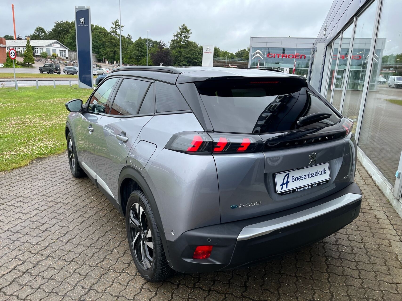 undefined Peugeot e-2008 fra 2022