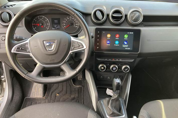 Sølv Dacia Duster fra 2022