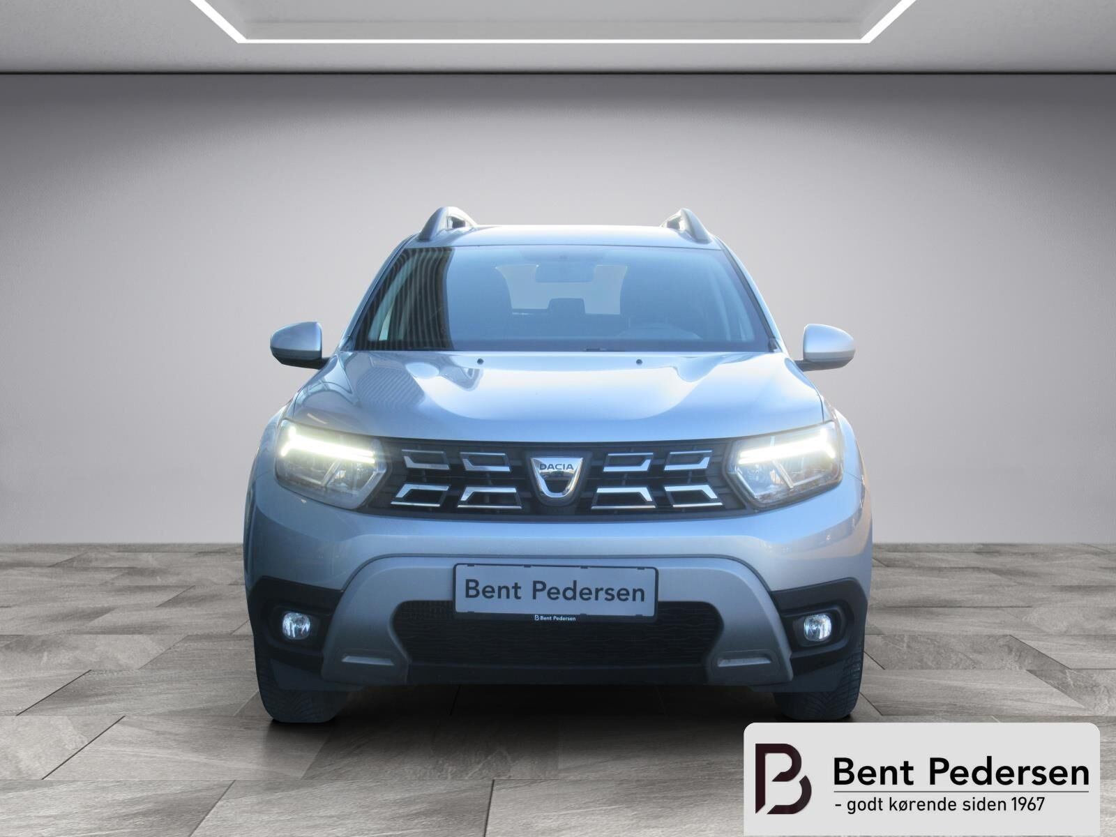 Sølv Dacia Duster fra 2022