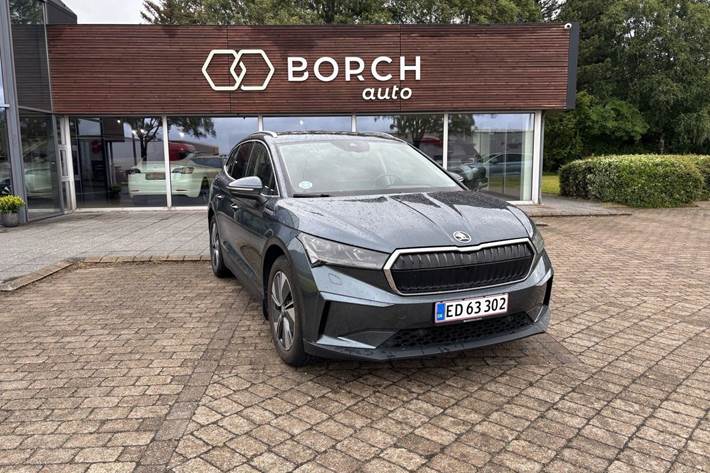 Grå Skoda Enyaq fra 2021