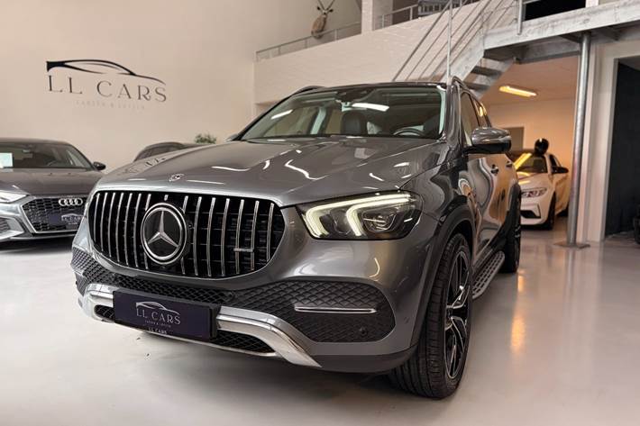 Grå Mercedes GLE350 de fra 2020
