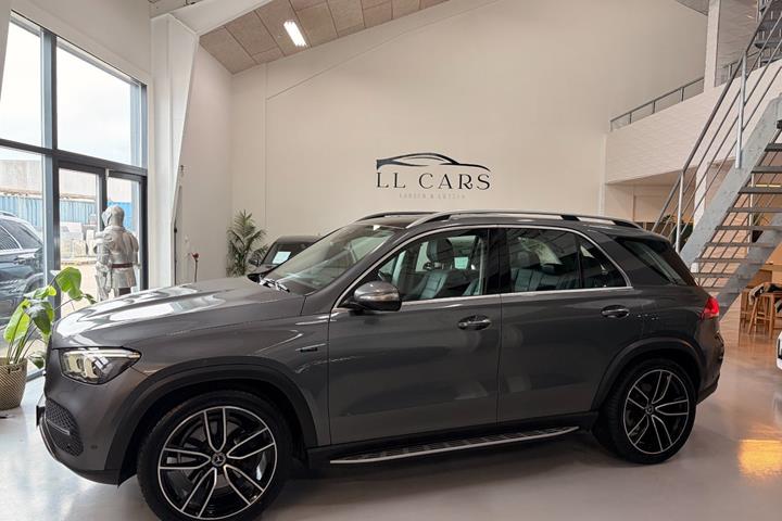 Grå Mercedes GLE350 de fra 2020