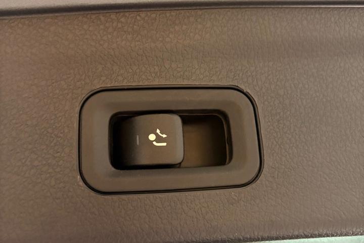 Grå Mercedes GLE350 de fra 2020