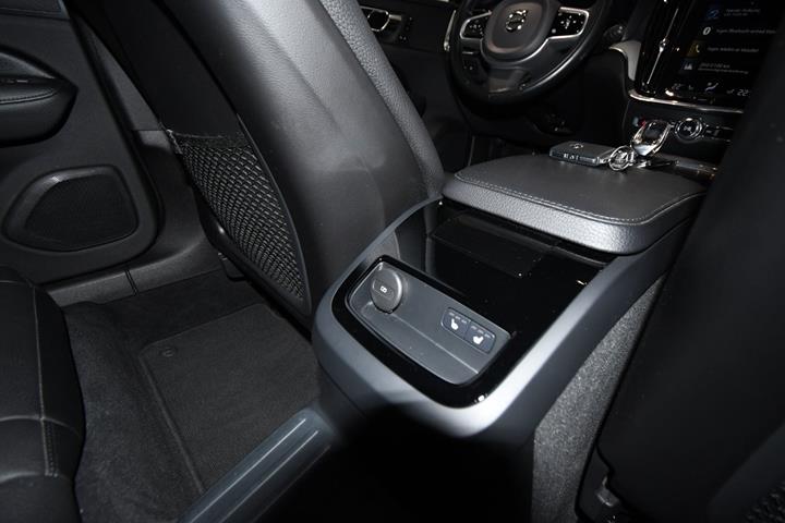 undefined Volvo V60 fra 2021