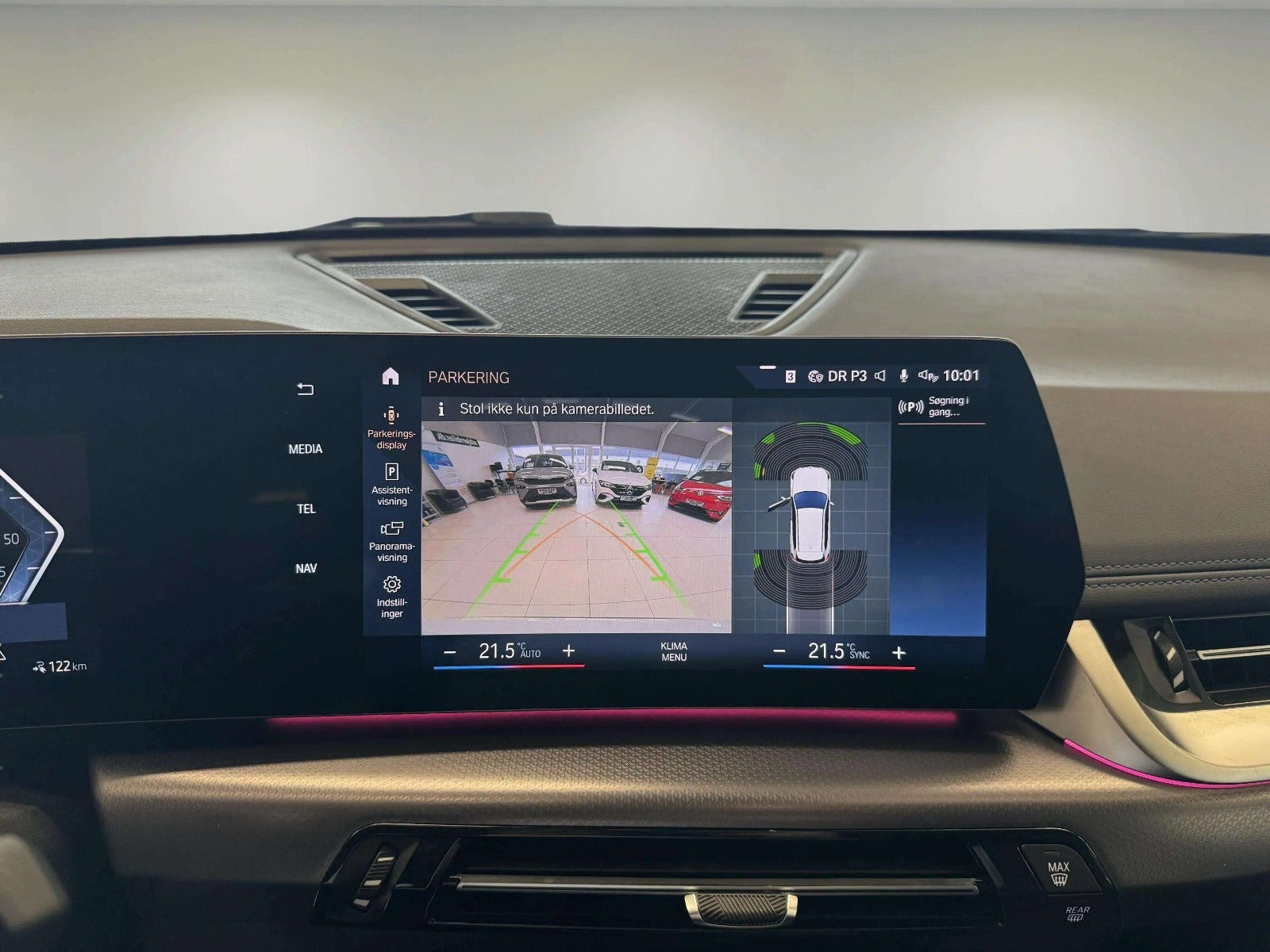 Hvid BMW iX1 fra 2023