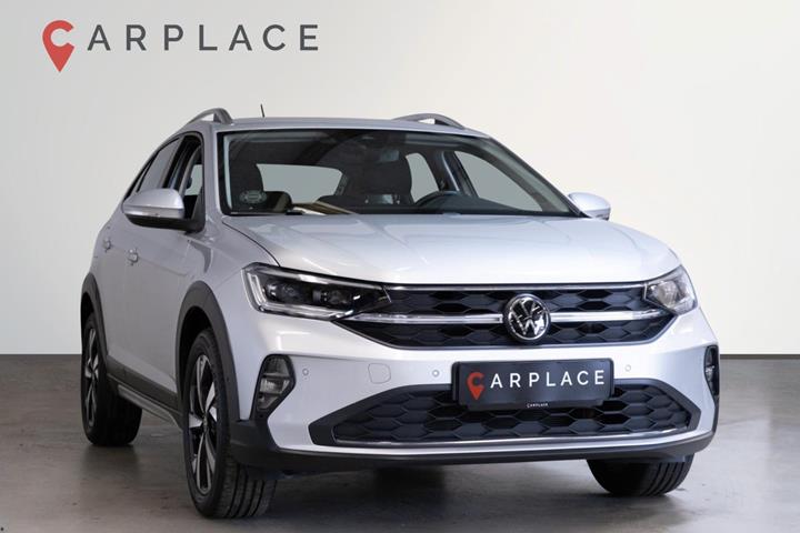 Sølv VW Taigo fra 2023