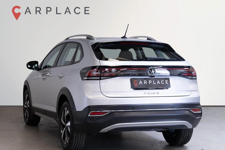 Sølv VW Taigo fra 2023