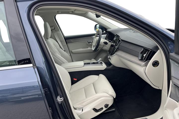 Blå Volvo XC90 fra 2026