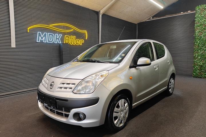 undefined Nissan Pixo fra 2009 set udefra