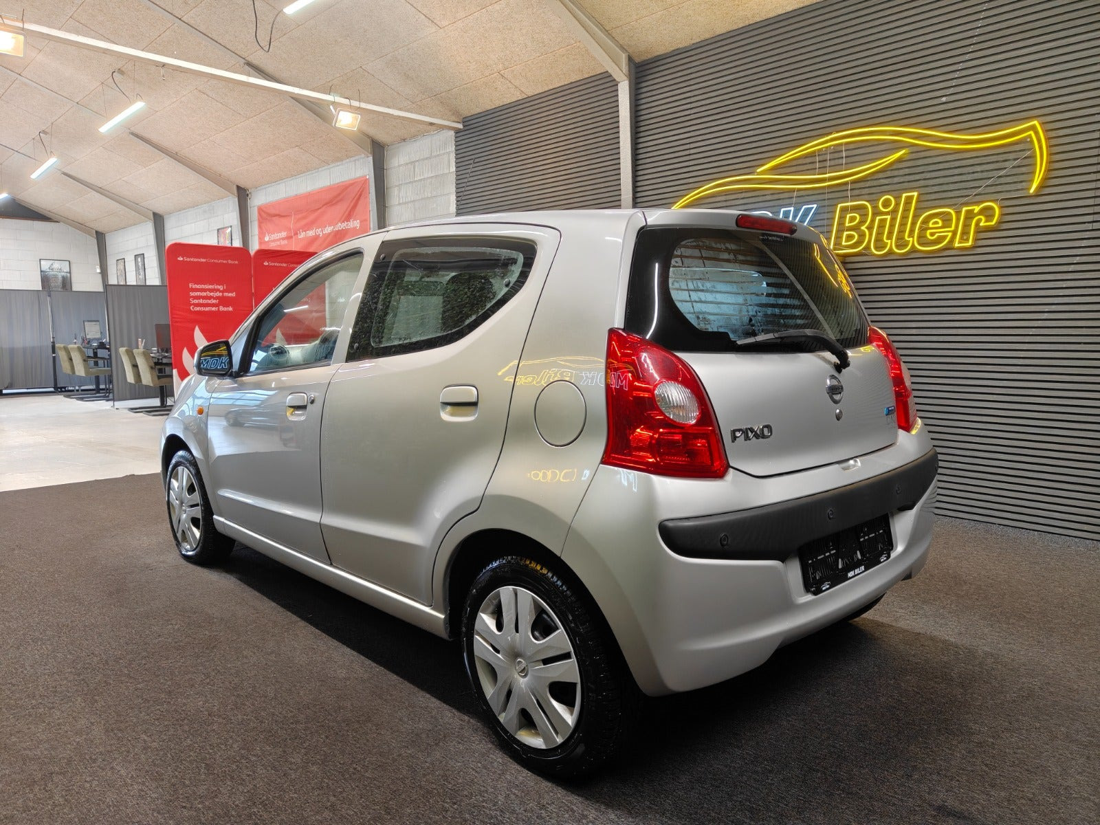 undefined Nissan Pixo fra 2009 set udefra