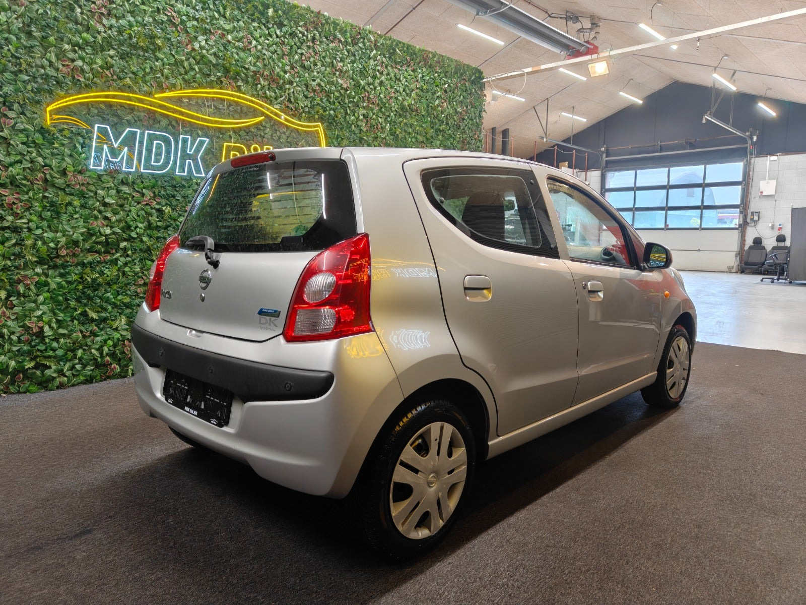 undefined Nissan Pixo fra 2009 set udefra